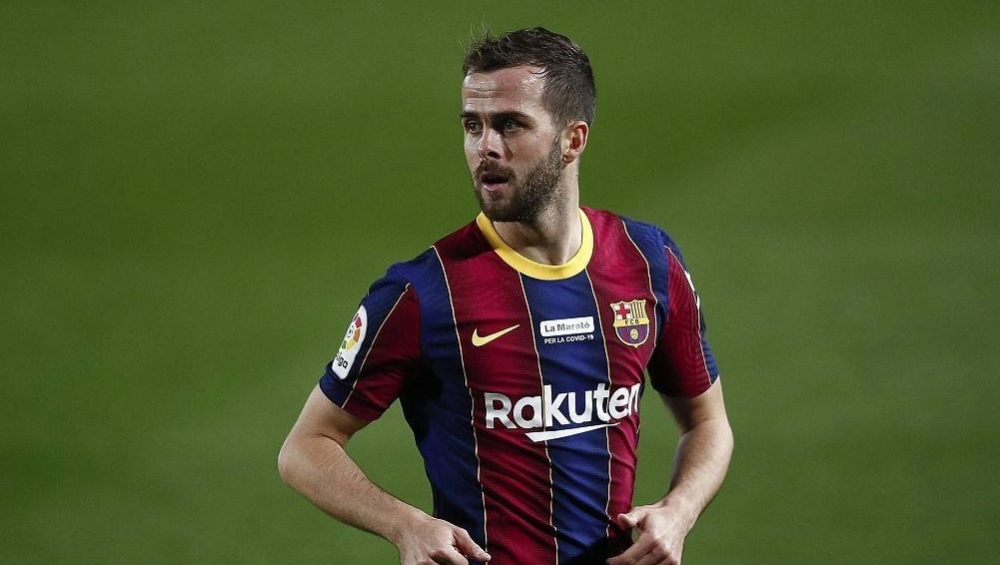 不靠谱消息:巴萨或用皮亚尼奇交换本坦库尔,这到底怎么回事