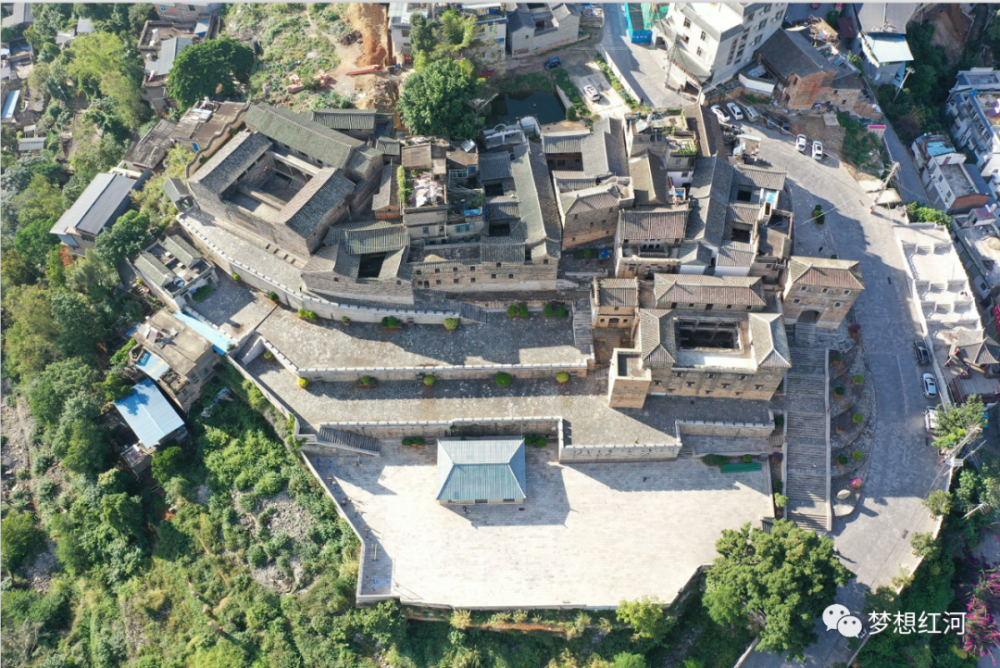 打卡红河县你印象中的县城迤萨再也不是当初的模样