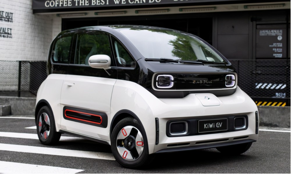 新宝骏版宝马mini好看又好开几分钱一公里关键是不烧油