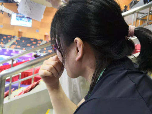 不,"摔跤耳"是荣耀的象征!