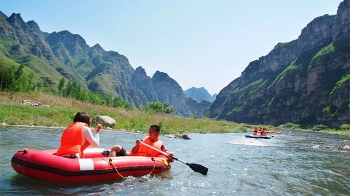 房山十渡旅遊風景區之超大水上樂園