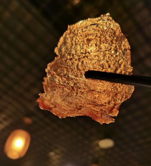 闻名遐迩的川菜灯影牛肉想必很多人都听过,到过四川去旅游满大街都有