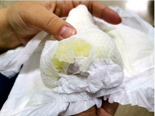 漏"珠"惹宝妈担心 月嫂教您正确使用纸尿裤