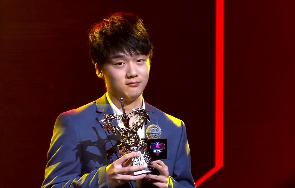 rngm被淘汰虔诚真的老了手速明显下降马可波罗不出电刀出影刃