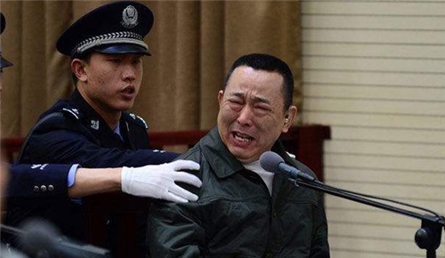 2015年2月9日,刘汉被执行了死刑,结束了自己富有争议性的一生.