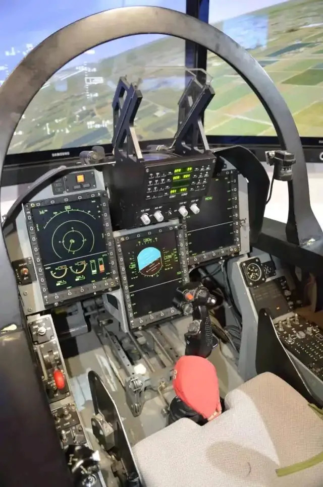 巴基斯坦枭龙block3配备pl-10e,阵风是对手吗?