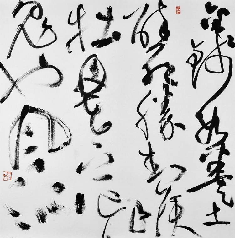 《拂晓》展策展人陆天艳在谈到陈晓时认为,他平时讷于言,内心丰盈的