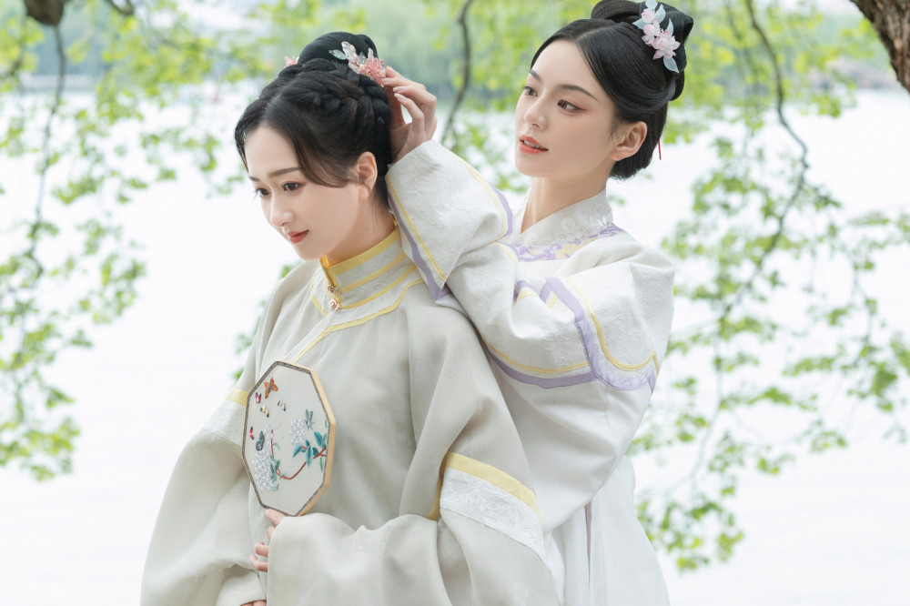 盘子女人坊古装摄影|闺蜜拍照姿势大赏