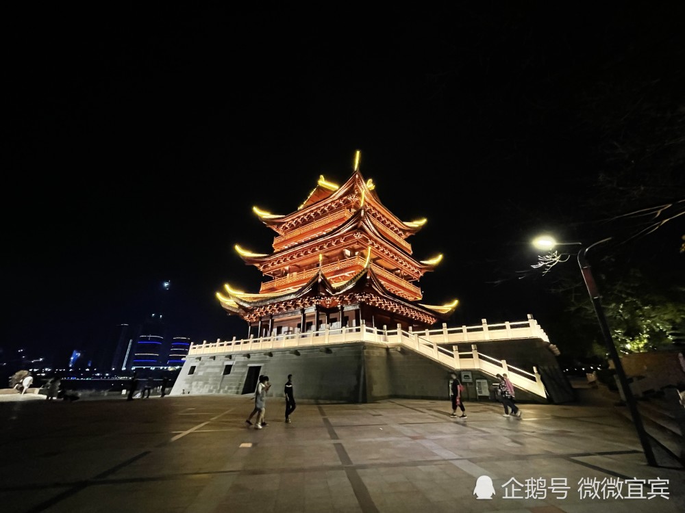 宜宾冠英古街与夹镜楼夜晚别样风采,能否再现往日繁华?