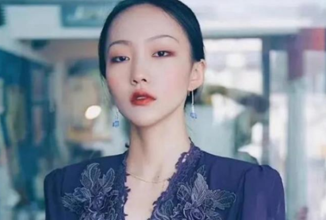 拥有千万粉丝的网红贝勒爷不丑不邋遢真实身份高攀不起