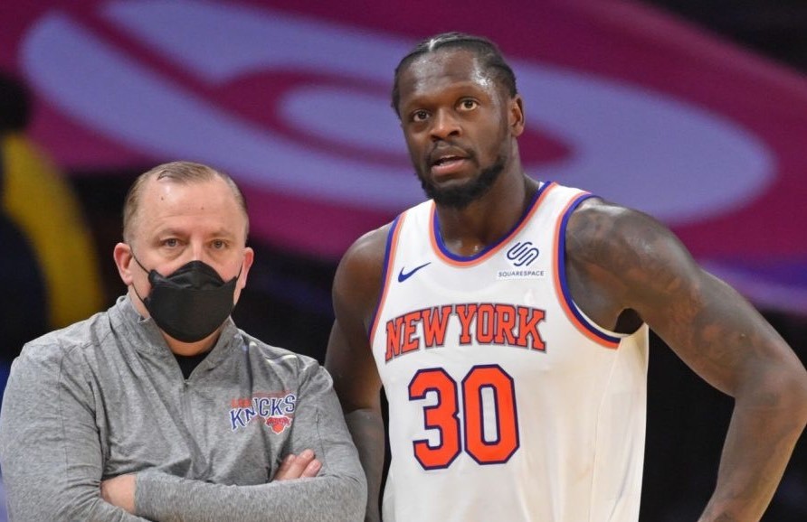 戴维斯)和庄神(德拉蒙德)继续联手先发,试图用篮下高度限制兰德尔的