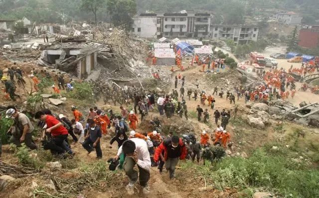 汶川地震十三週年·圖憶 那些被永遠留住的瞬間