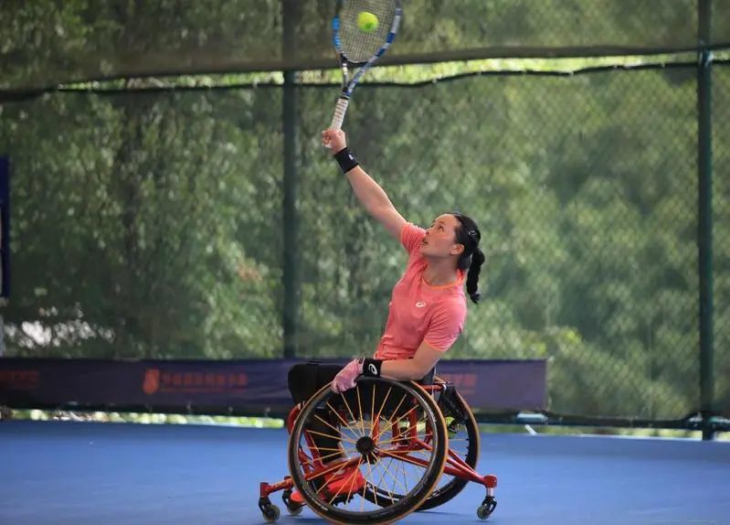 黄金链的教练罗穗平表示,从今年年初三至今,一直在帮助金链提升技战术