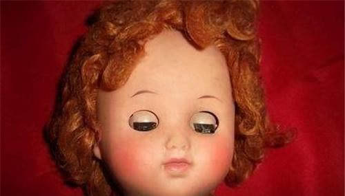 19岁男孩绑架老板女儿,拿到赎金后,将女孩做成人皮玩偶还了回去