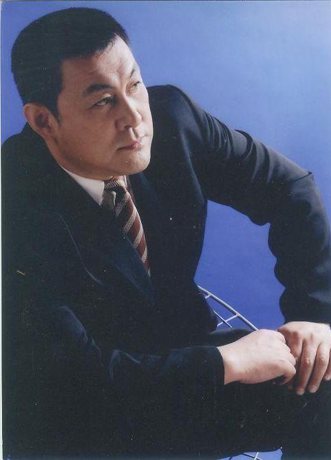 陆树铭商演让观众吹捧他是中国关公第一人,27年走不出角色,贬低周星驰