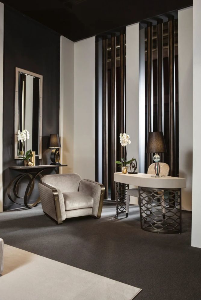 进口镜子盘点特辑让不同造型的镜子将你带入另一个空间