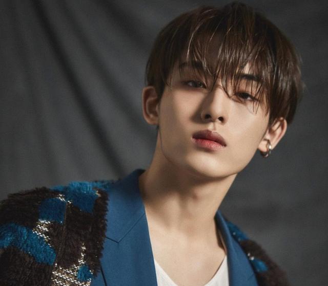 董思成#男子组合nct成员,2016年作为nct127成员出道.