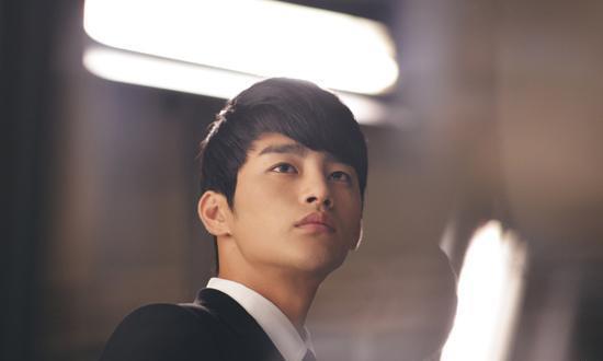 但2015年徐仁国为了健康检查住院,当时却被发现少女时代sunny前往医院