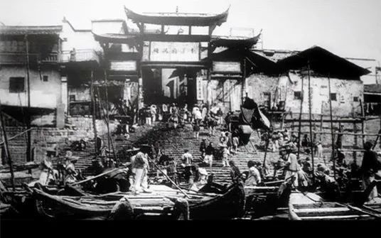 武汉印象武汉是码头文化的发祥地