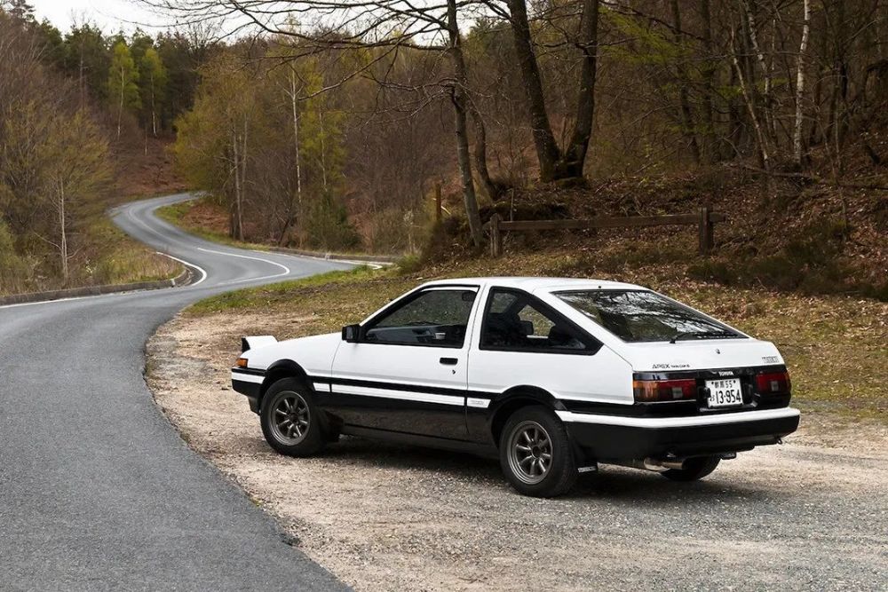 ae86神话再现303匹马力真卡罗拉或售40万