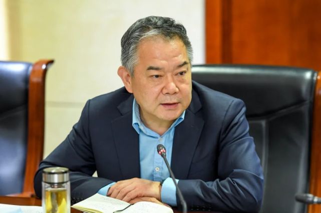 东丽区召开重点培育拟上市企业座谈会