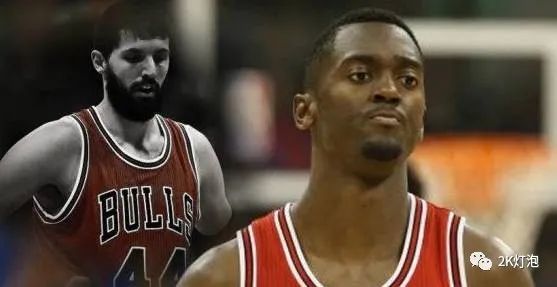 灯泡排行_NBA二人组排名:灯泡仅第5,杜欧高居第3,水花上榜,第1太梦幻