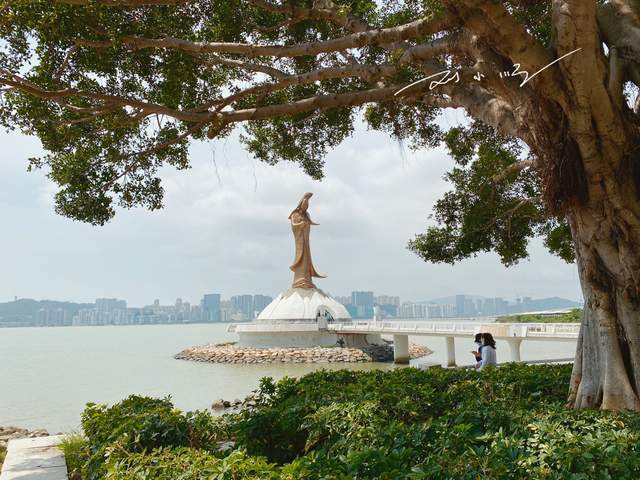 澳门海边有一尊观音像 现在已经成为澳门地标 好多游客却不知道 全网搜