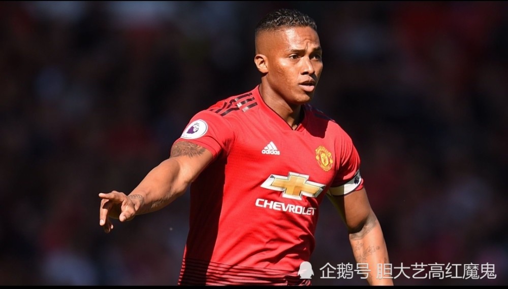 社媒自宣:前曼联飞翼安东尼奥-瓦伦西亚宣布退役