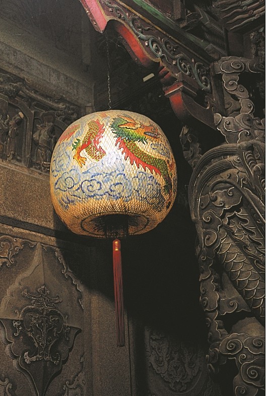 竹灯承忆:"写"出美好愿景|灯笼村|潮州|陈宝华