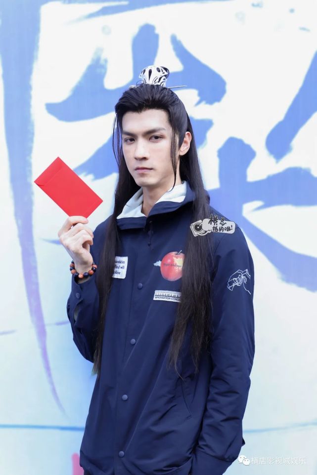 我的千岁大人横店开机任言恺康宁甜宠悬疑二重奏