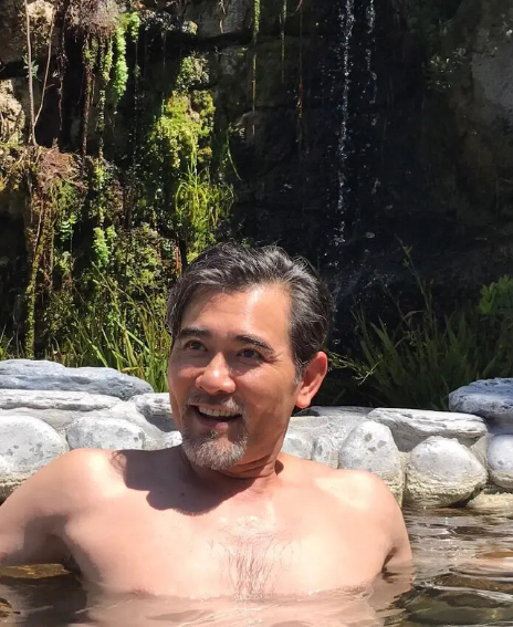 赵文瑄花甲之年依旧还是冻龄少年可是感情却成谜至今单身