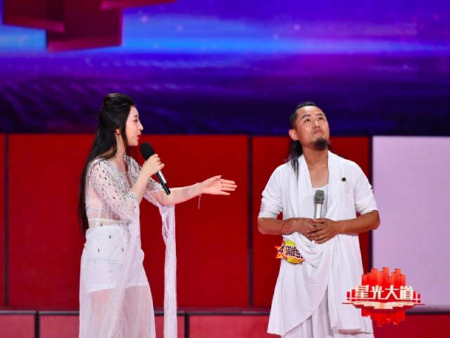 奇幻魔术师韩晓峰的激情抗疫故事