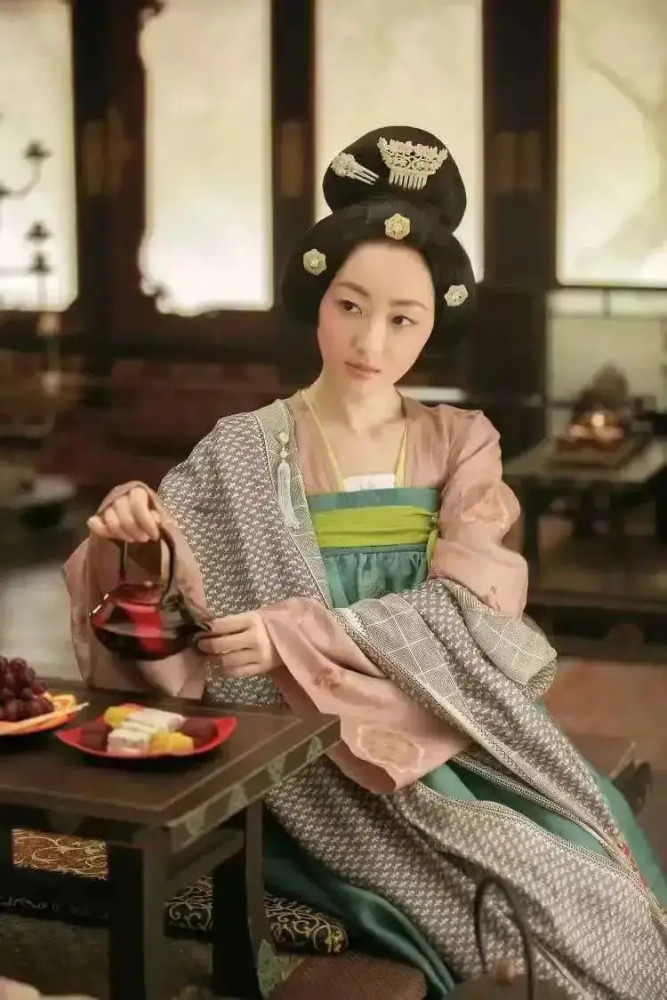 骊歌行:盛楚慕和盛楚令同时大婚,盛楚俊和孙灵薇结局如何?