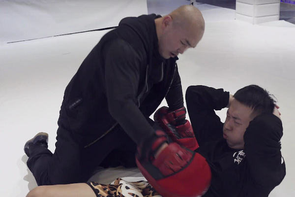 向佐和药水哥正式开战药水哥求饶不知道以后还能不能见到你们