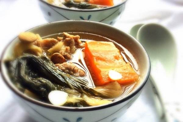 夏天必喝菜干汤这样炖清热润肺排毒利水