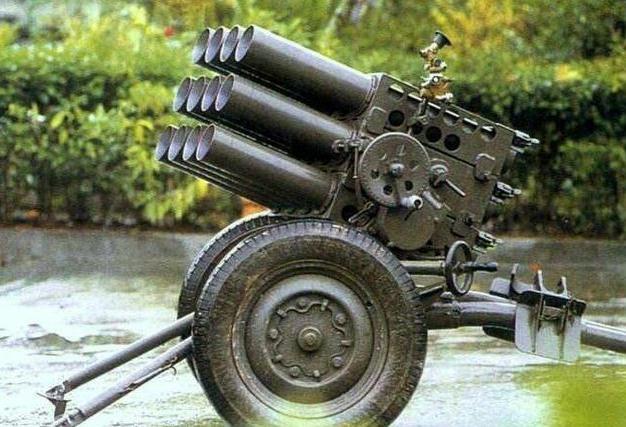 国产1963年式107毫米火箭炮