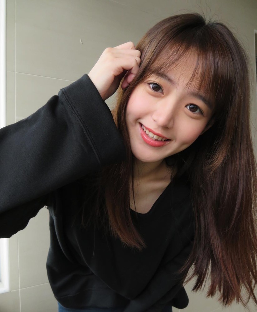 美女为赢游戏不惜献身自己施美人计 敌方直接开启内战 腾讯新闻