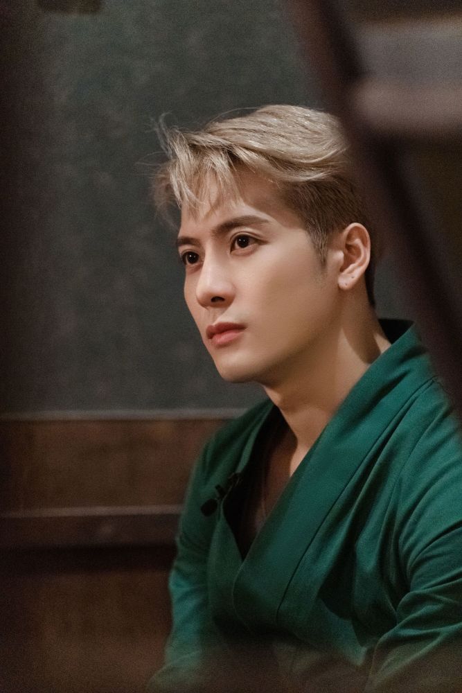 王嘉尔cos海贼王经典角色索隆