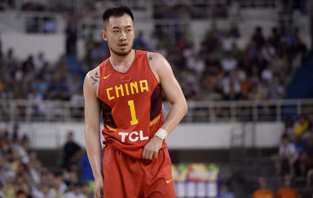 拒绝参加退役仪式!睢冉与山东男篮矛盾不可化解,不满巩晓彬执教