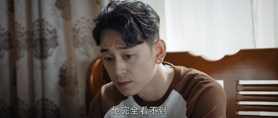 从《毛骗 第一季》到这部《城市的边缘》,间隔了11年. 所