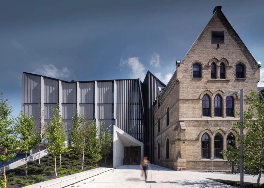 校园公共建筑设计:加拿大多伦多大学 daniels 建筑系馆/案例_腾讯新闻