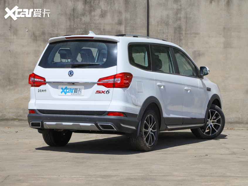 东风风行sx6新增车型上市 售7.19万元