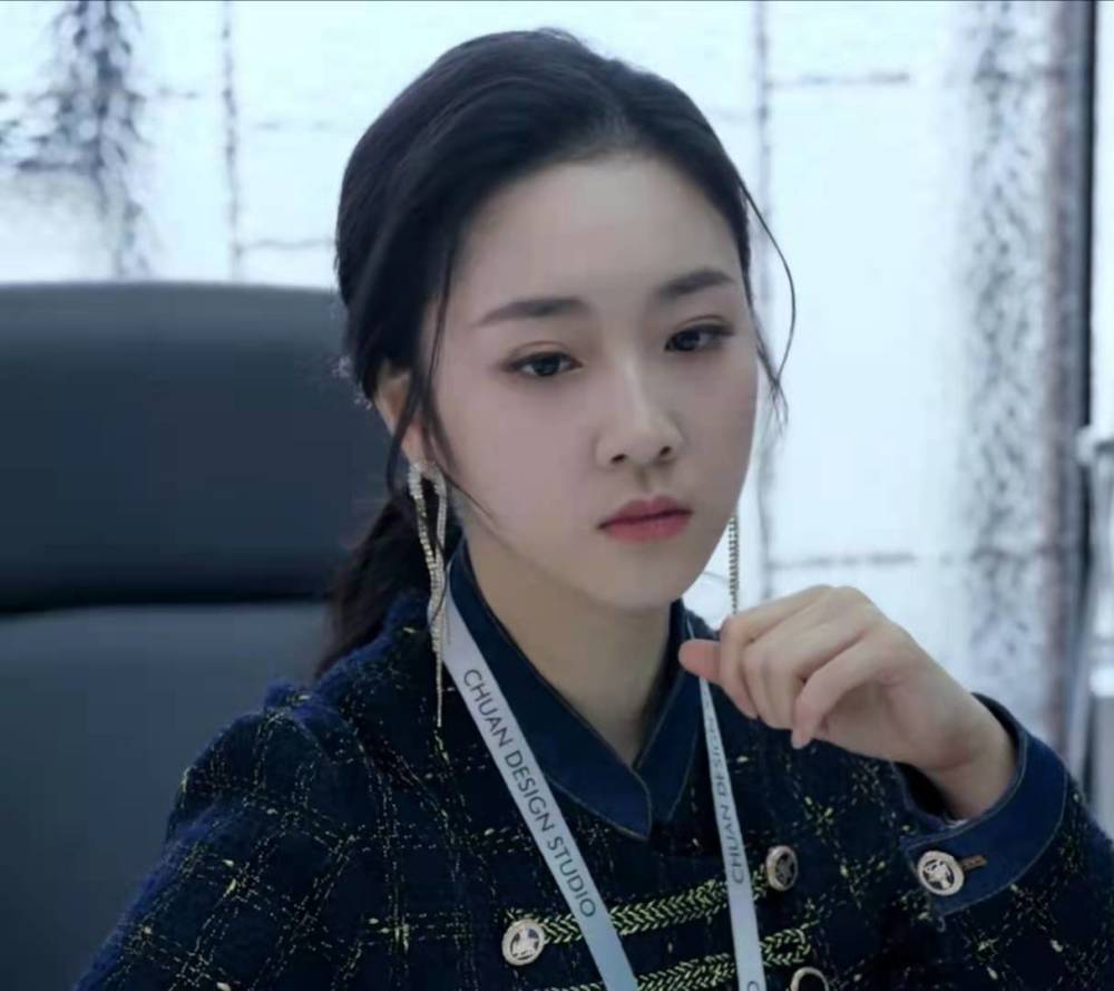 在这场感情赛跑中,苏曼琳不是输给了姜小宁,而是输给了自己.