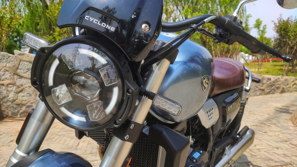 2021款赛科龙re3全新升级到底有多大提升?试驾感受分享参考