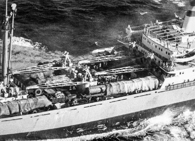 原因居然如此真实|二战|古巴导弹危机|苏联_历史|冷战|美国_历史