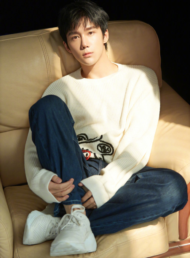 骊歌行王一哲少年感写真