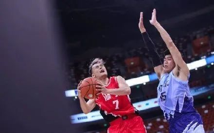 cba 疯了！单场40分6助！一人打爆对手！他在全运会打成了郭艾伦