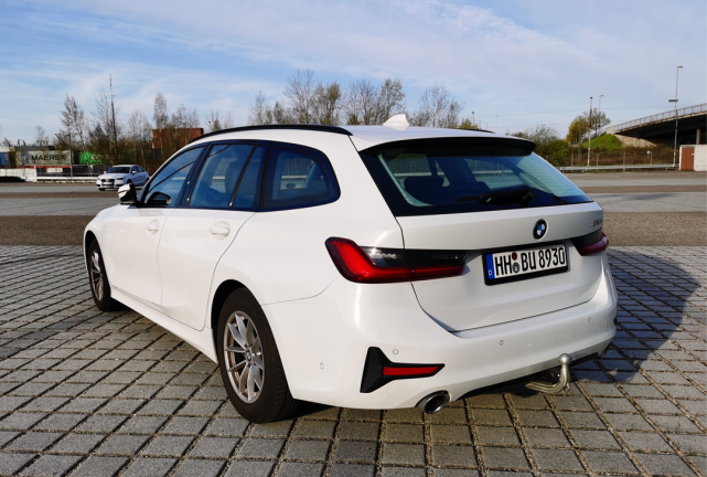 试驾欧洲最畅销宝马车320d touring:就这!|驾仕阅读