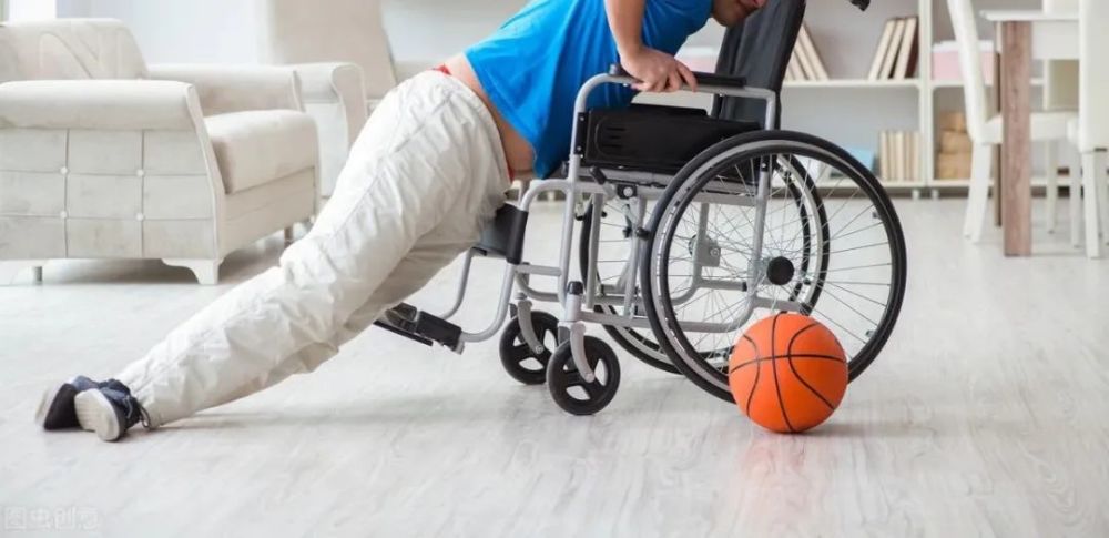 可能会发生脑炎,这样患者就会出现失语,吞咽困难,肢体运动障碍等症状