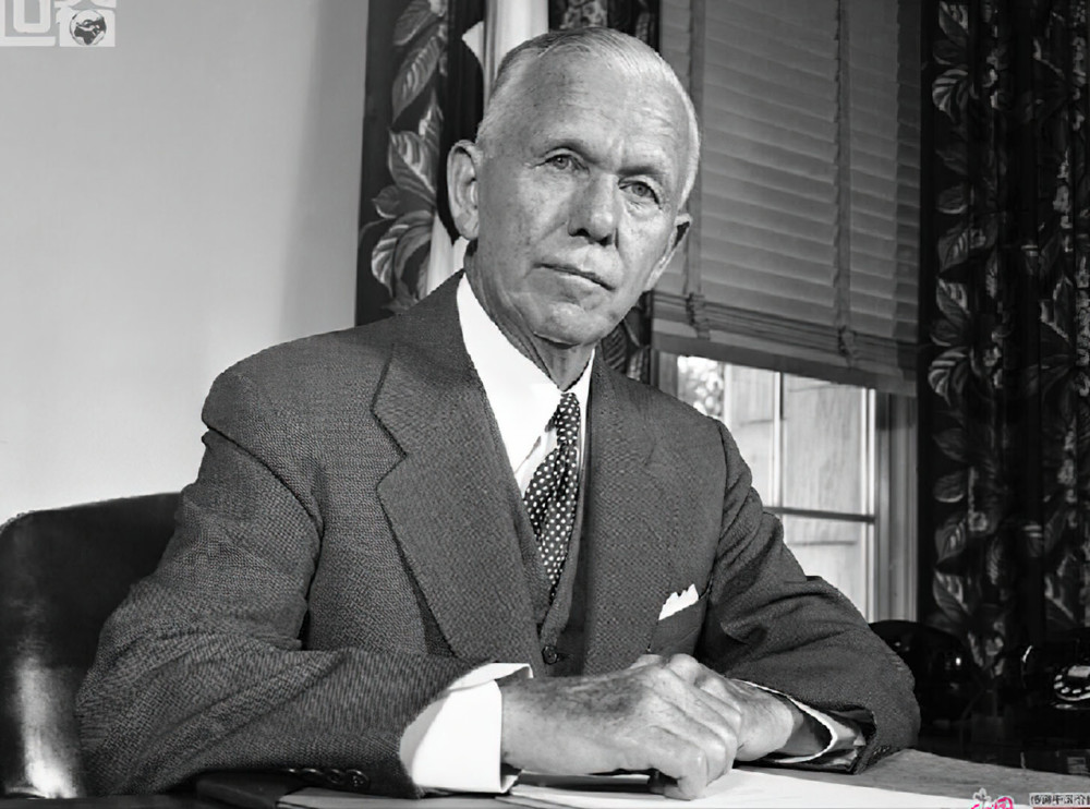 乔治卡特利特马歇尔拒绝元帅军衔被赞颂为美国国家监护者